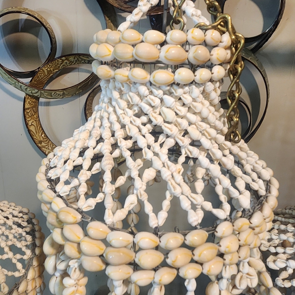 Set of 3 Vintage Seashell Chandelier Plant Hangers - Picture 8 of 14